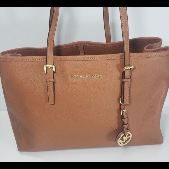 Michael Kors Handbags - Michael Kors Jet Set travel tote bag